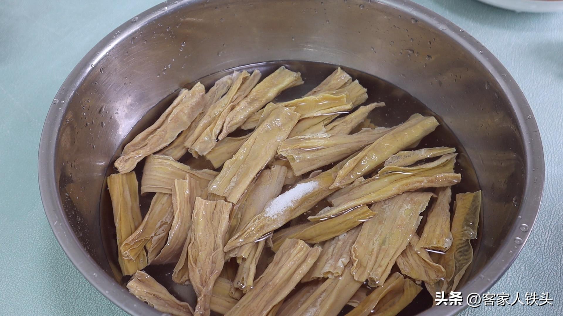 腐竹素菜怎么做好吃 腐竹的做法分享-3
