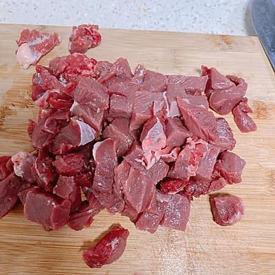 萝卜红烧牛肉的家常做法_红烧牛肉萝卜的做法-3