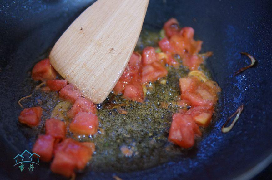 西红柿鸡蛋疙瘩汤怎么做好吃，番茄鸡蛋面疙瘩汤做法-8