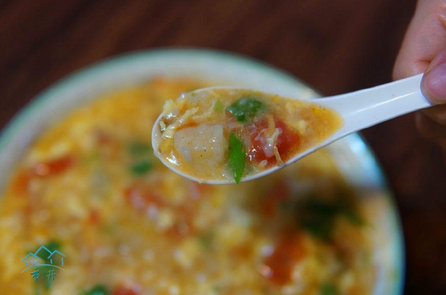 西红柿鸡蛋疙瘩汤怎么做好吃，番茄鸡蛋面疙瘩汤做法-12