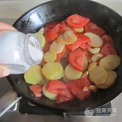 西红柿炒土豆片的做法_番茄炒土豆片怎么炒才好吃-8