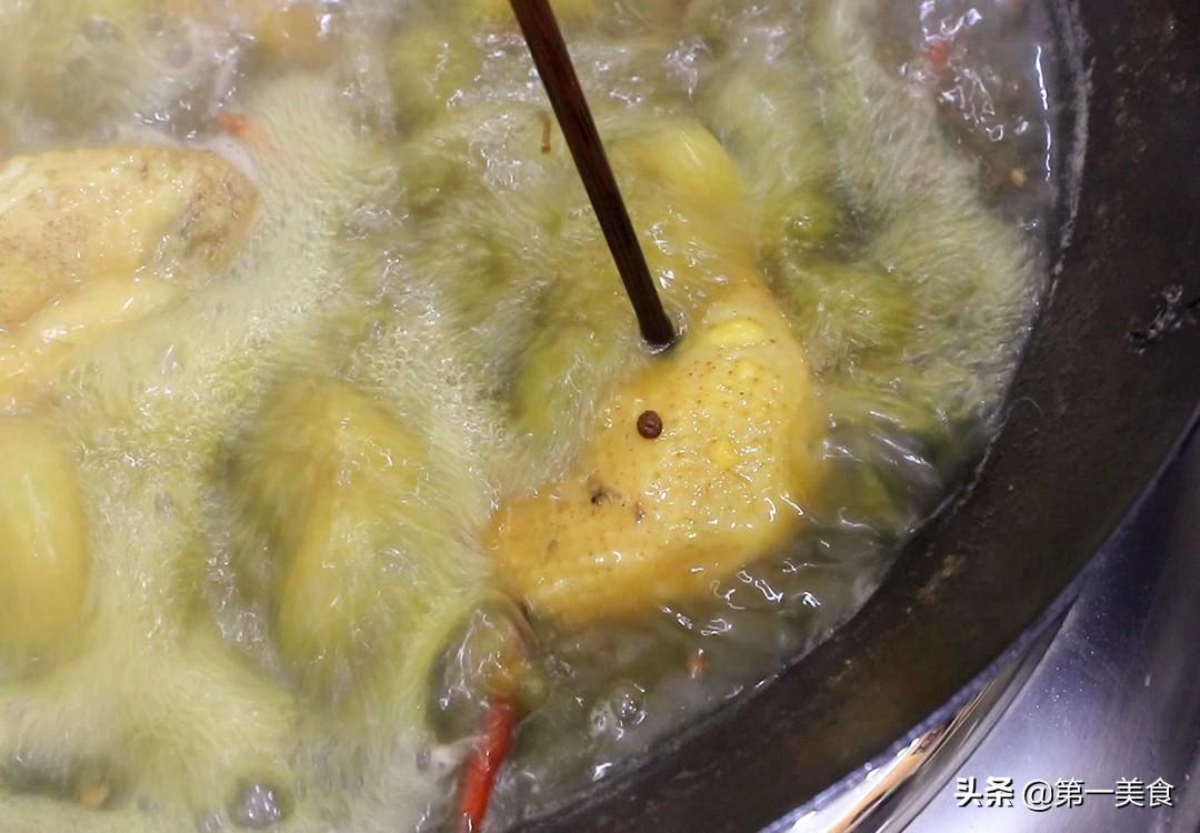 新疆椒麻鸡的制作过程_拌椒麻鸡的做法及配料-5