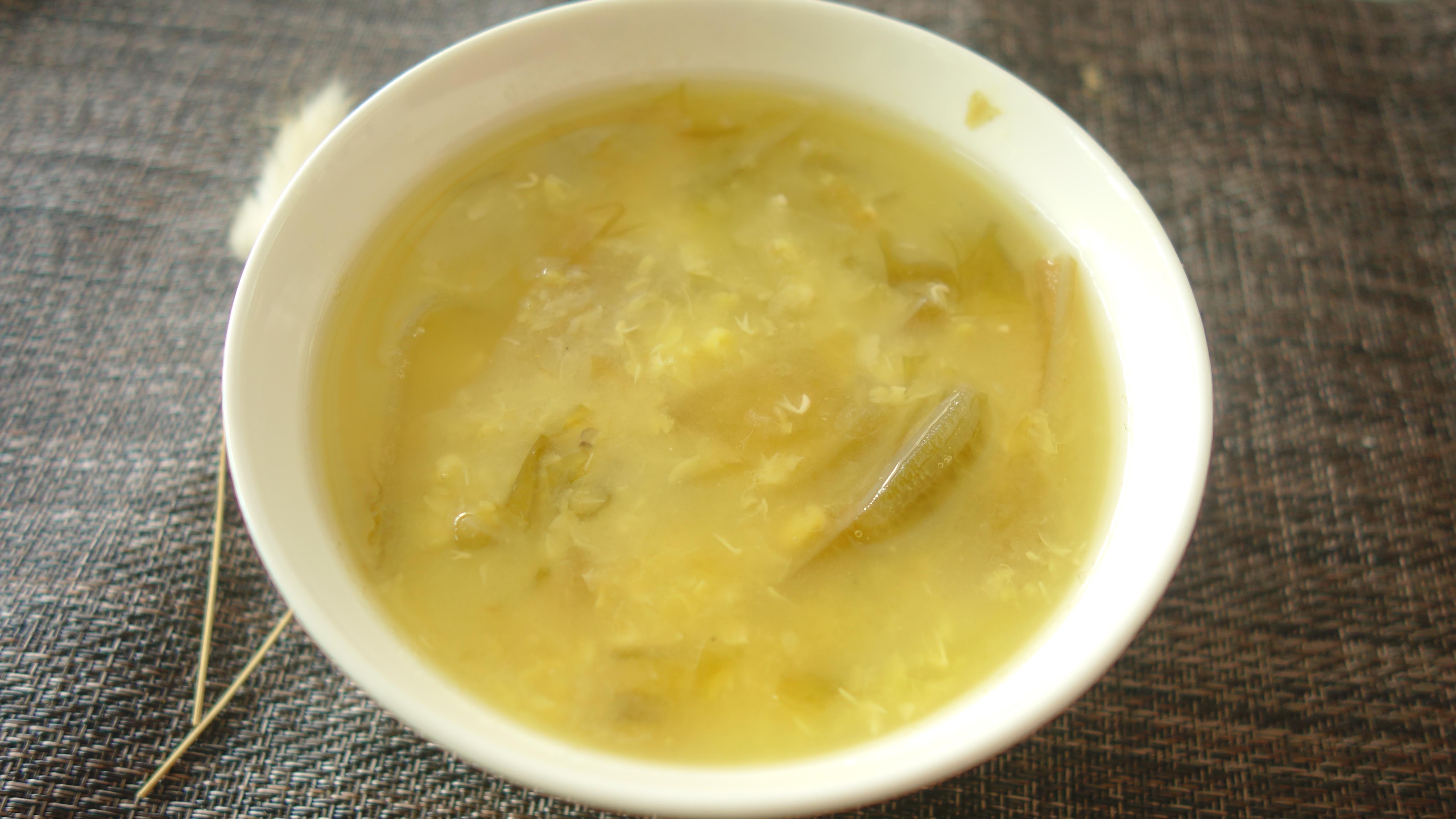 海带绿豆汤的做法（绿豆汤加海带怎么做汤）-5