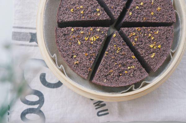 桂花黑米蒸糕的制作方法和步骤窍门_纯黑米糕最简单的做法-1