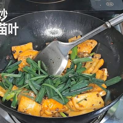 猪肉炒千叶豆腐的做法（豆腐炒肉怎么做才好吃）-6