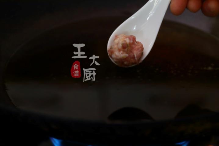茄汁西葫芦猪肉丸子怎么做好吃_番茄汁丸子的做法-12